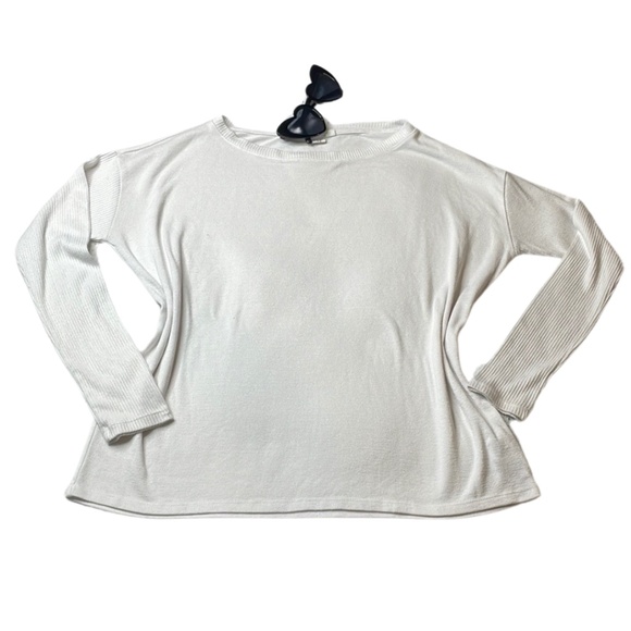 GAP White Relaxed Long Sleeve Sweatshirt - Picture 2 of 6